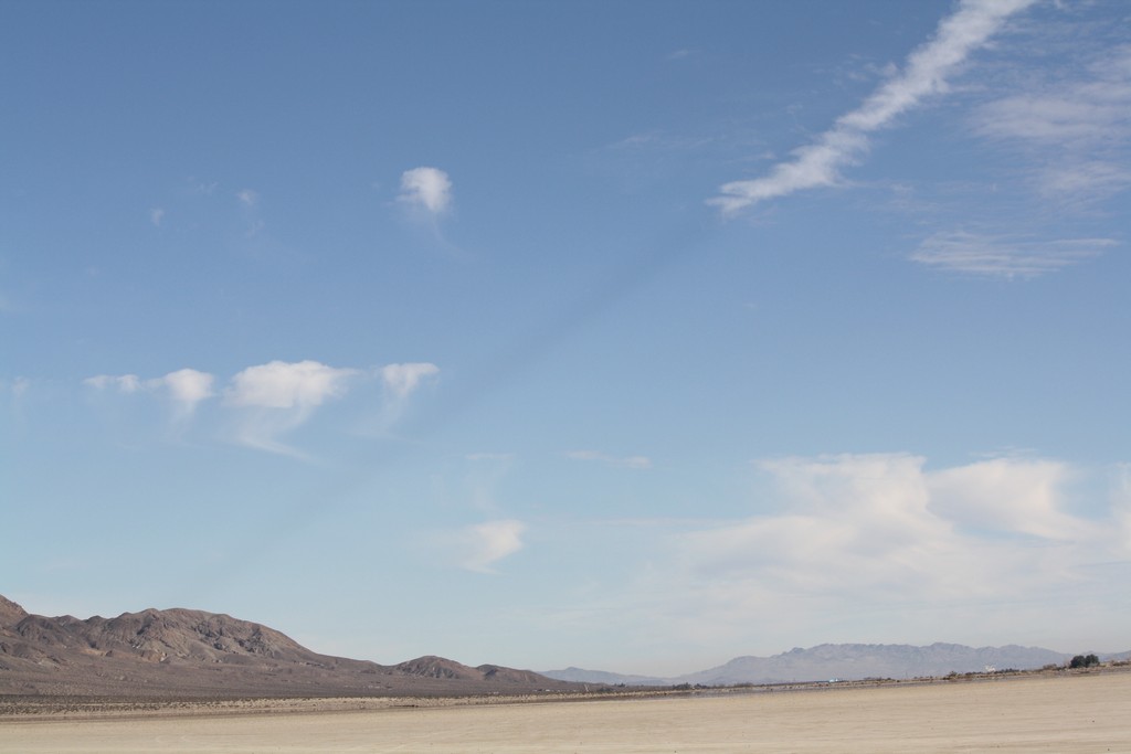 IMAGE: http://www.bakehead.com/images/Contrails/IMG_8479.jpg